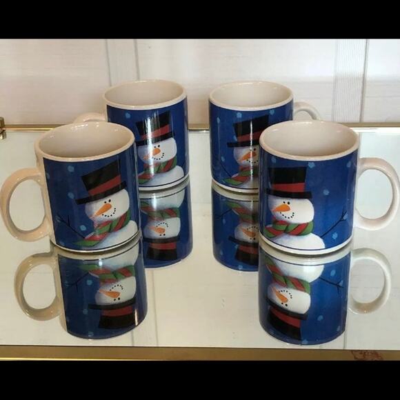 Classic Set of 4 Sakura Snowy Day Coffee Mugs in Flawless Condition - Picture 1 of 6